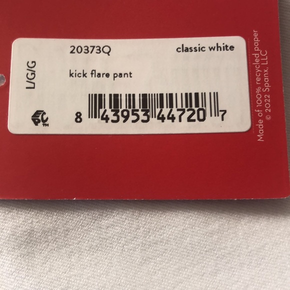 NWT SPANX Classic White Kick Flare Pants - Picture 4 of 7